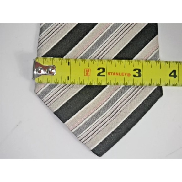 Hugo Boss Men’s Necktie Made in Italy - Picture 3 of 7